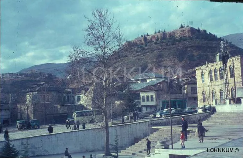 Kahramanmaraş eski belediye binasının geçmiş döneme ait fotoğrafları.